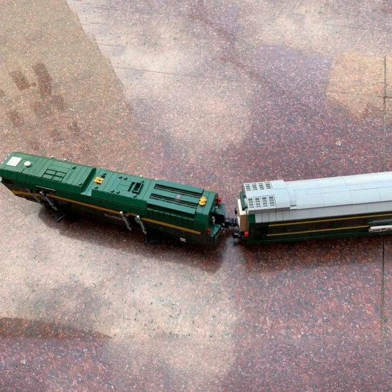 moc motorized rc app nj2 locomotive diesel train bricks toy moc motorized rc app nj2 locomotive diesel train bricks toy