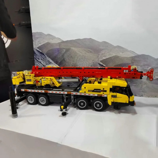 moc rc motorized large tech mobile crane truck bricks toys moc rc motorized large tech mobile crane truck bricks toys