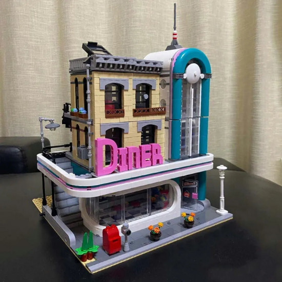 moc street expert city downtown diner bricks toy 15037 moc street expert city downtown diner bricks toy 15037