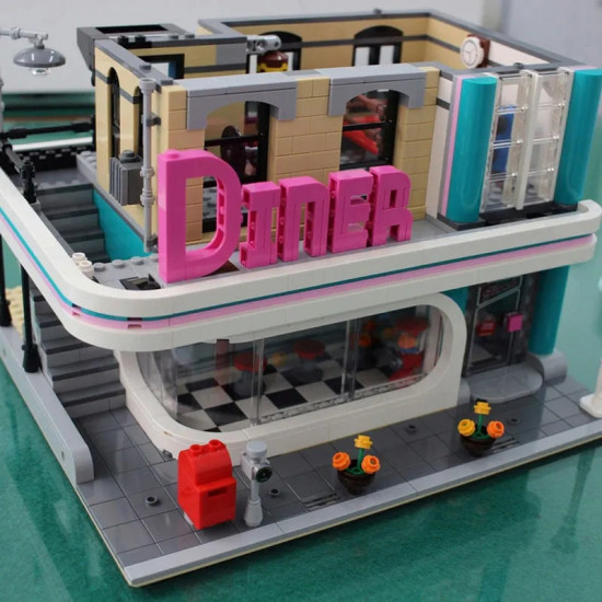 moc street expert city downtown diner bricks toy 15037 moc street expert city downtown diner bricks toy 15037
