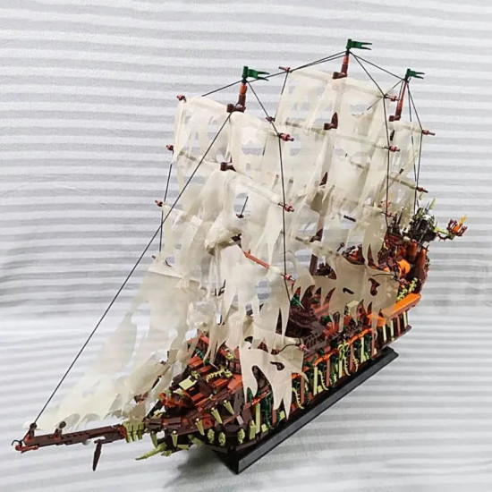 pirates of caribbean moc 13138 flying dutchman ship bricks toy pirates of caribbean moc 13138 flying dutchman ship bricks toy