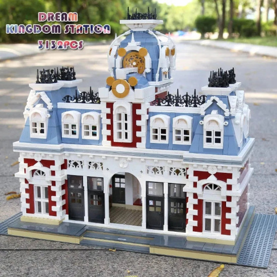 street expert moc dreamland city train station bricks toy street expert moc dreamland city train station bricks toy